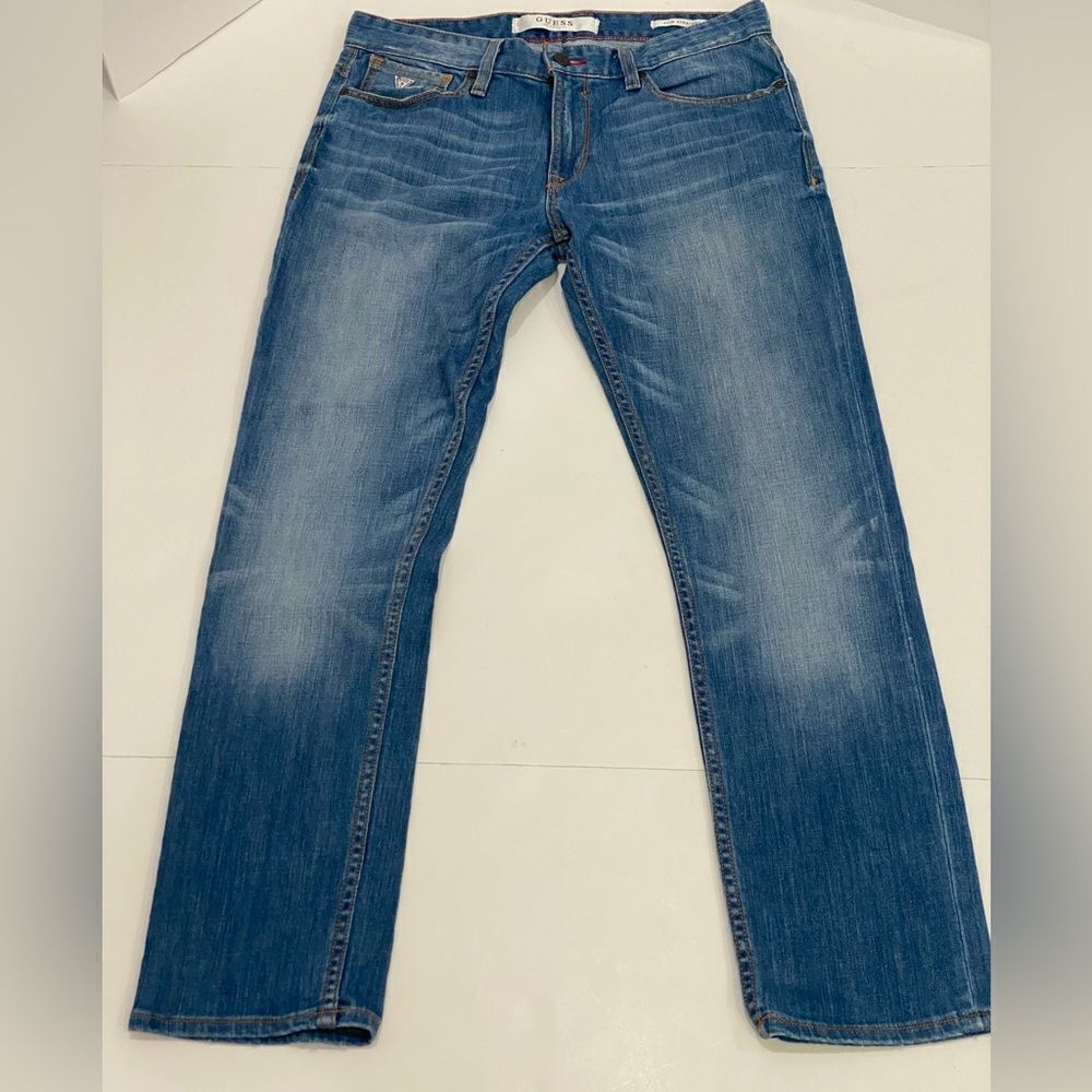 Guess Men's Slim Strain Leg Jeans Button Zipper Fly Medium Wash Size 32 x 30